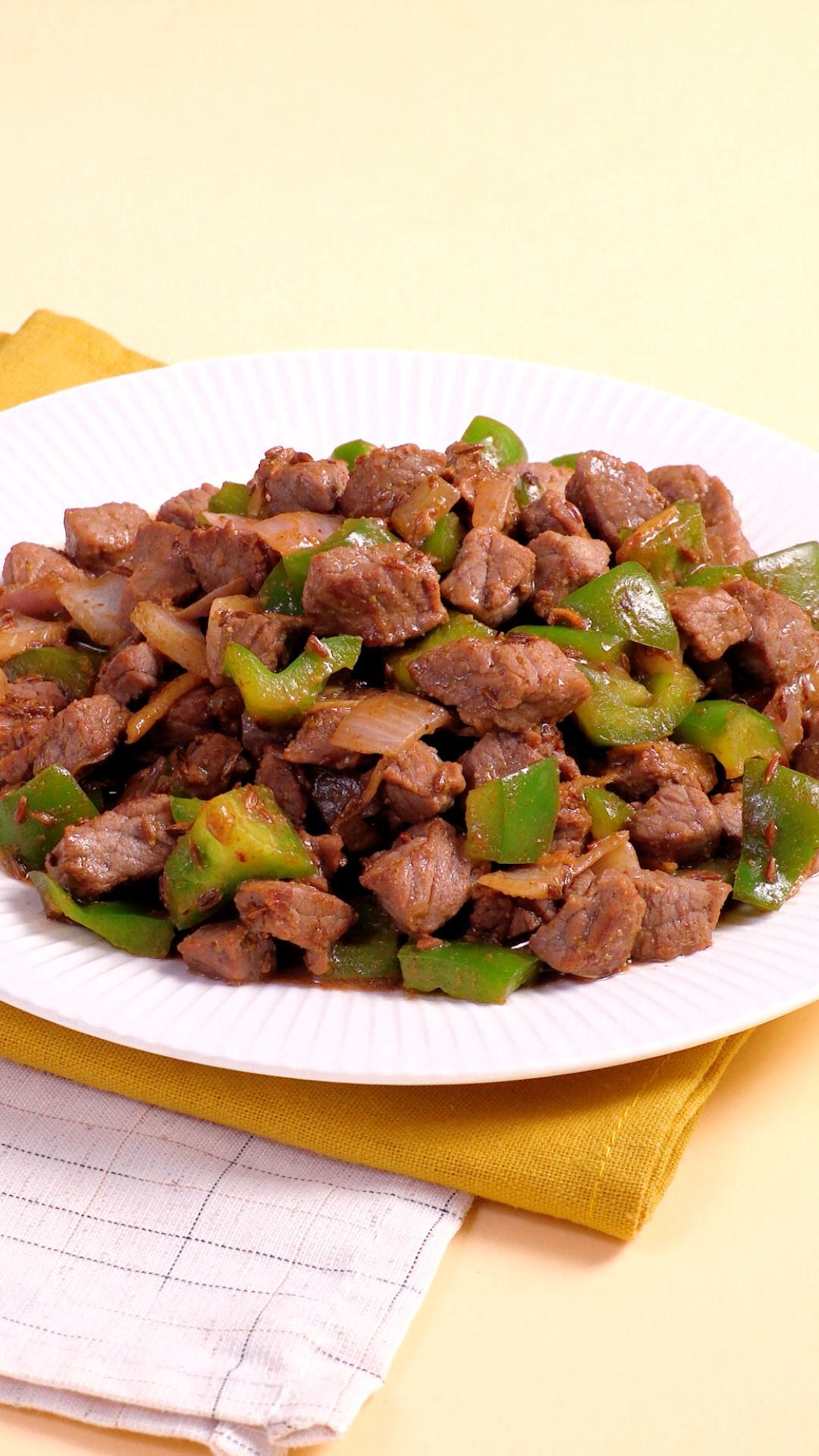 黑椒蒜子牛肉粒