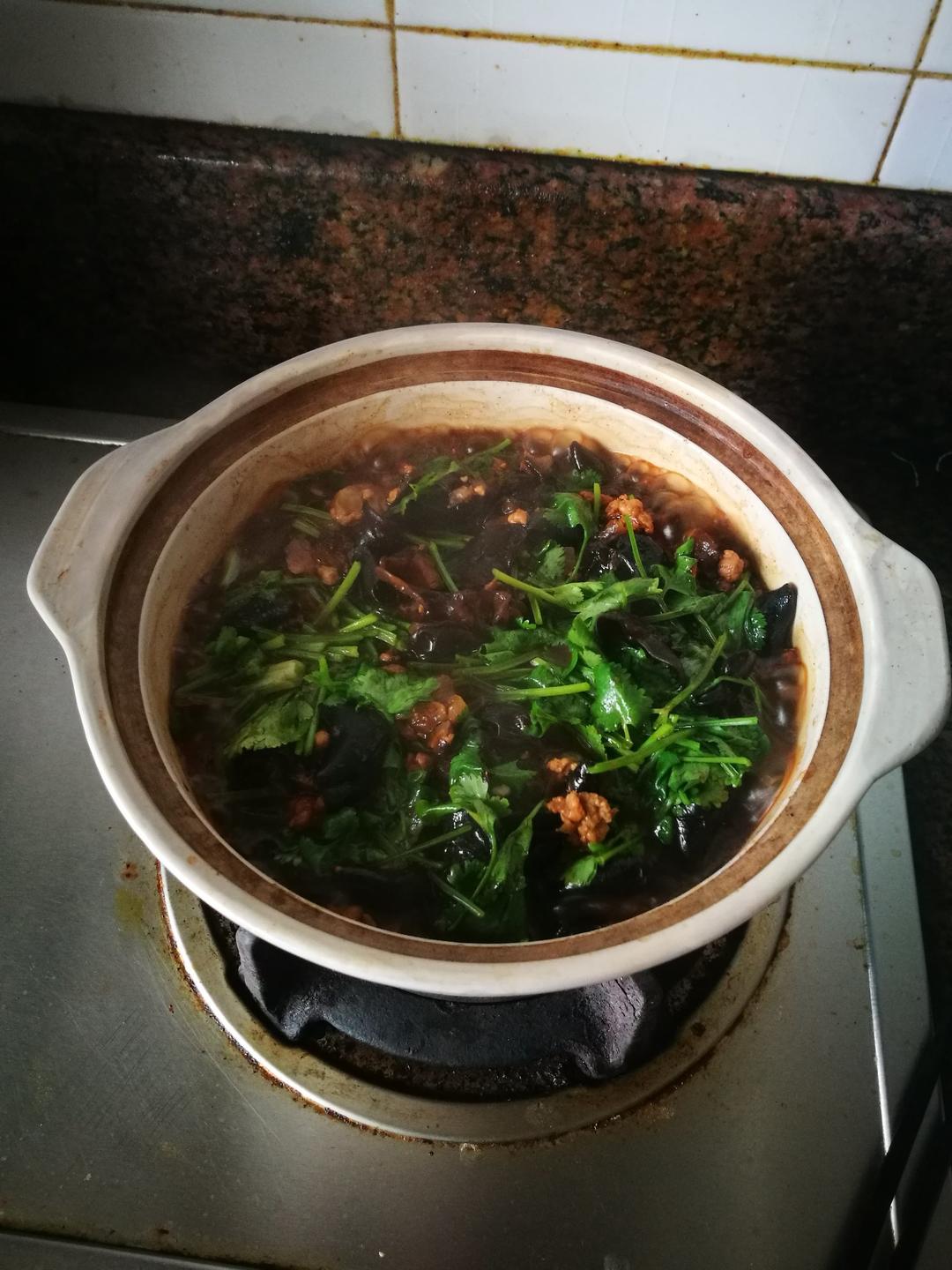 肉末香菇茄子煲