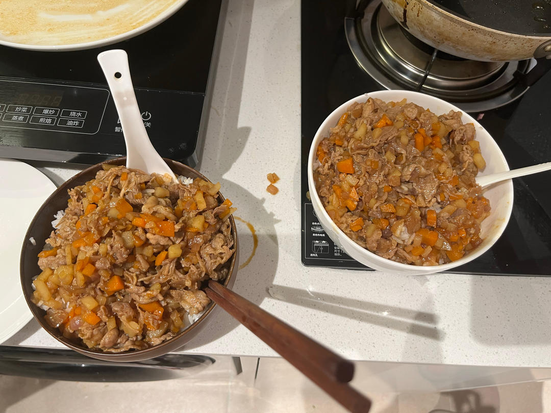 好吃到舔碗底的土豆肥牛拌饭