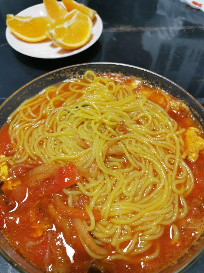 三人食