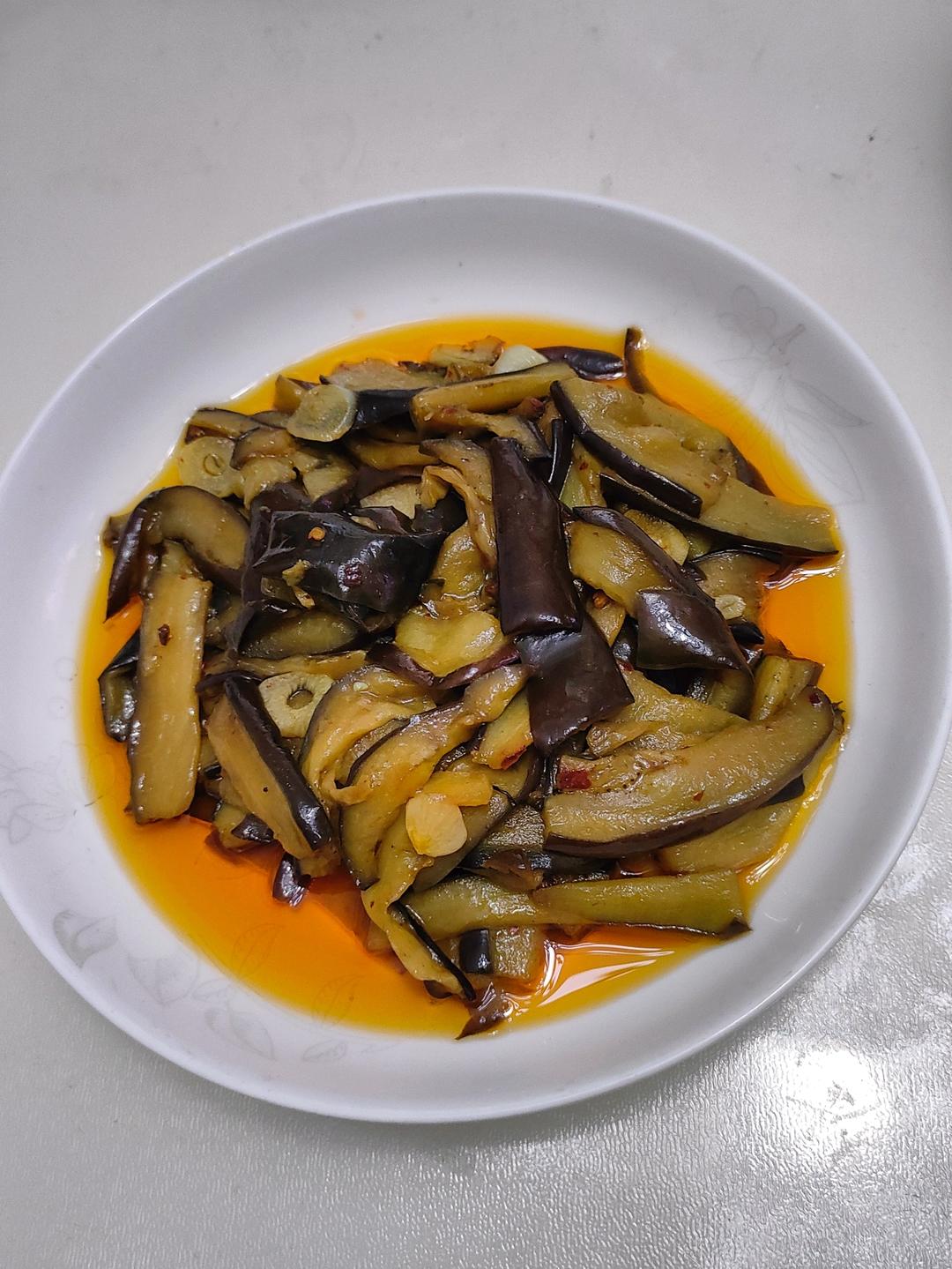 老丁的私房菜-油焖茄子