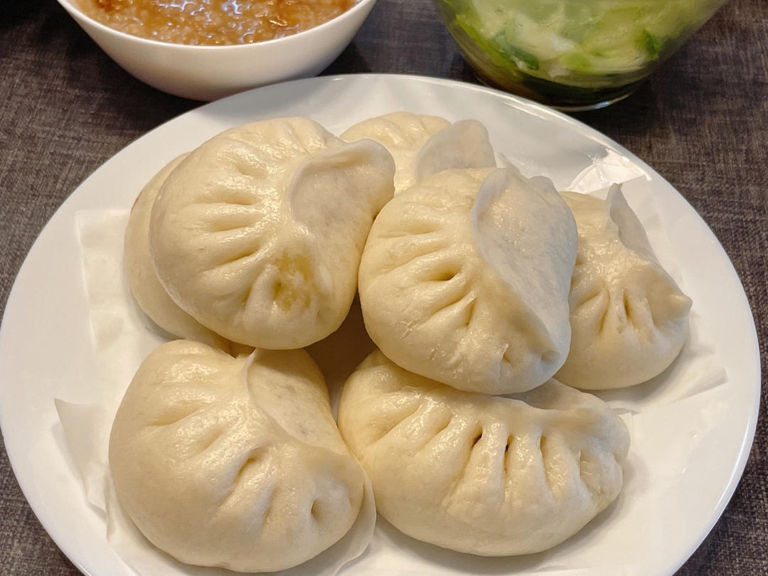 猪肉萝卜包子