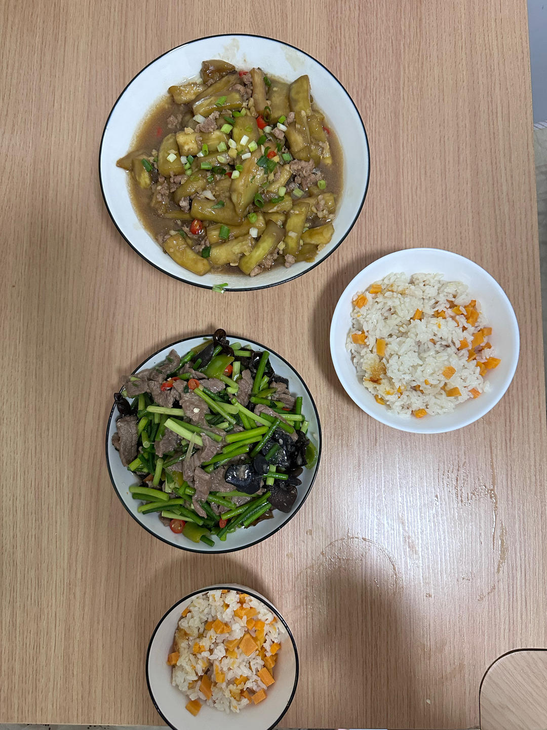 嫩炒牛肉蒜苔