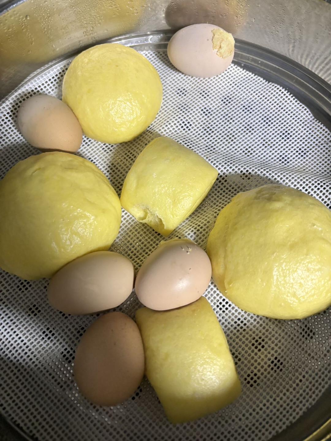 新手也可以--详解如何做出人见人爱、金黄的南瓜馒头