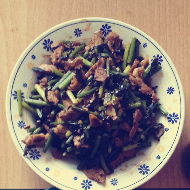 蒜薹炒肉丝