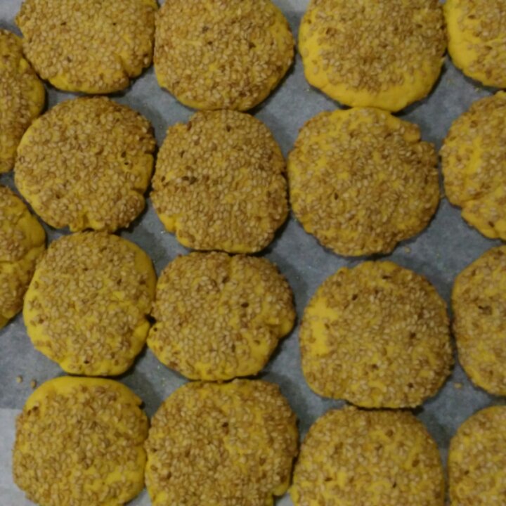玉米面麻饼