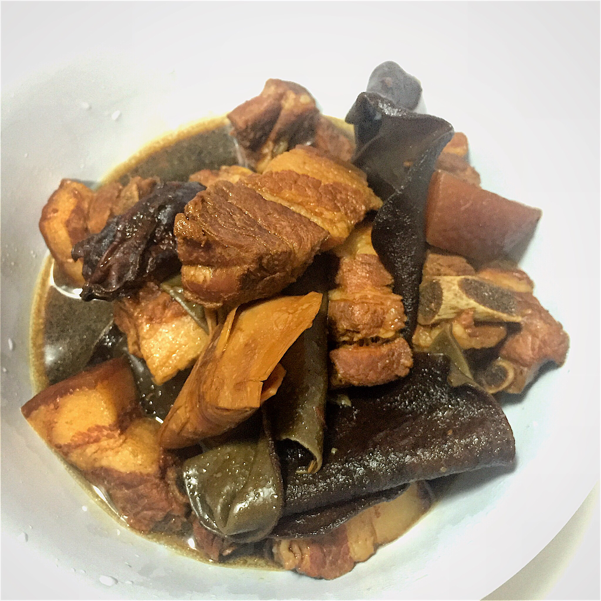 马来西亚肉骨茶（丰富配料版）