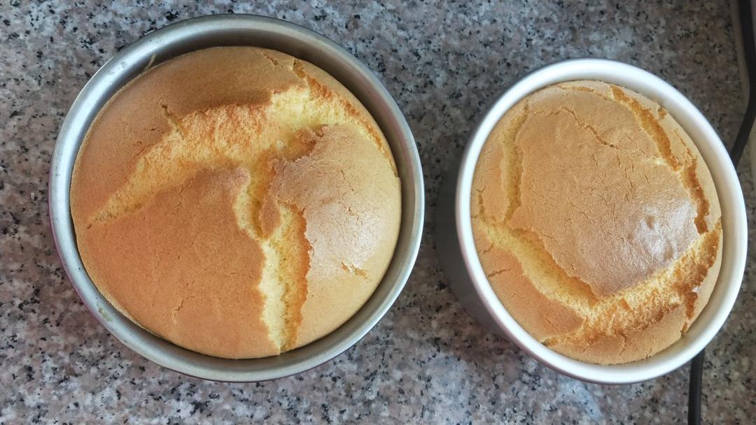 不塌腰不回缩的云感戚风蛋糕