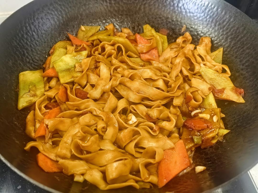 【超下饭】炒刀削面
