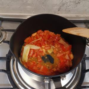 经期暖胃减脂木瓜蔬菜汤的做法 步骤3