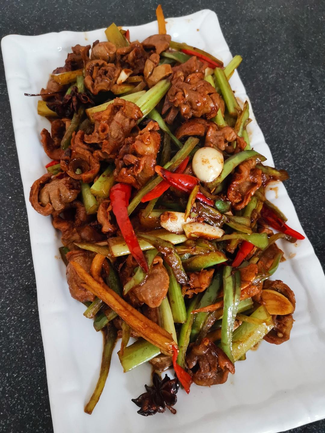 下饭菜•爆炒鸡胗花