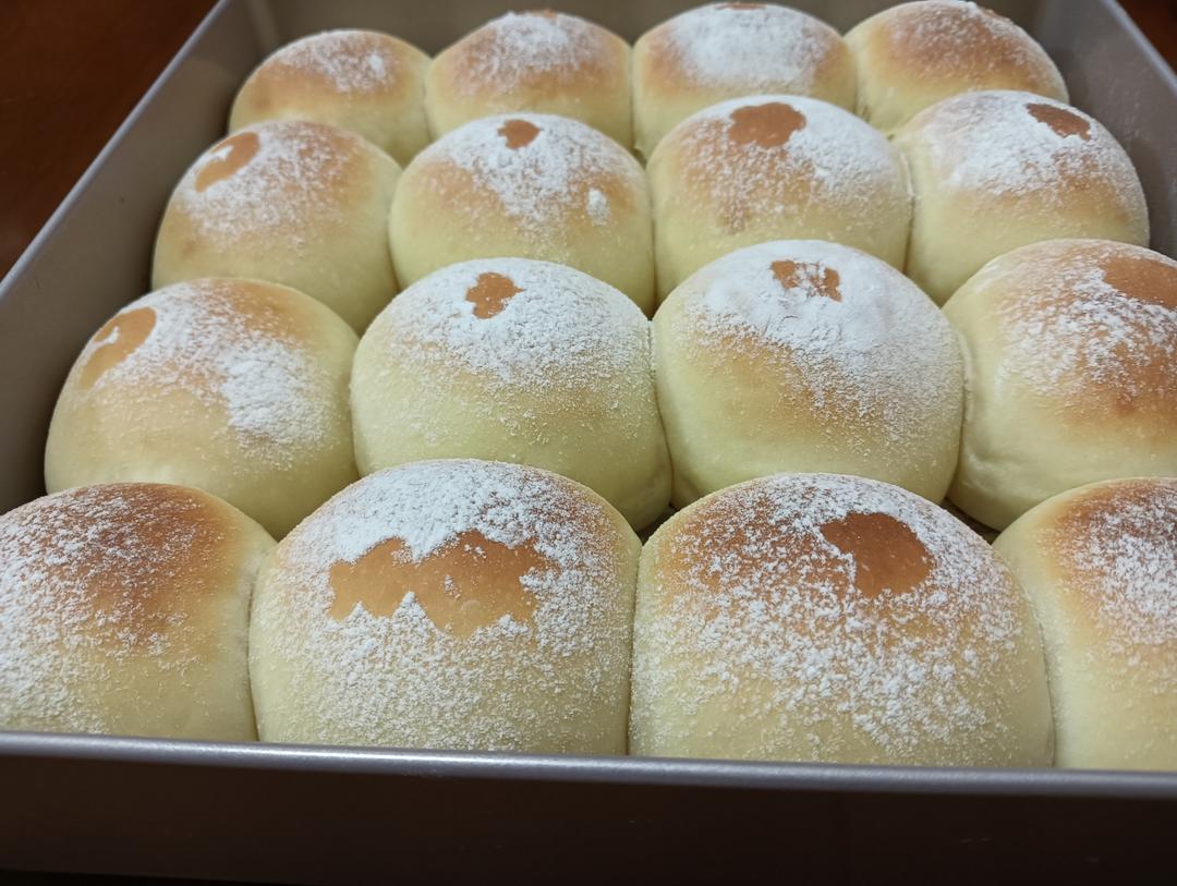超软的酸奶小餐包