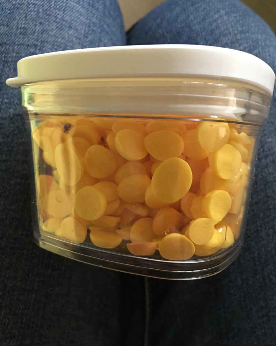 入口即化的无添加蛋黄溶豆