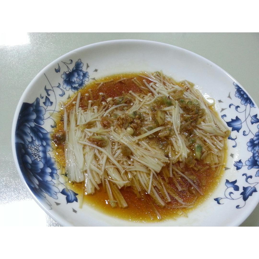 蒜蓉蒸金针菇