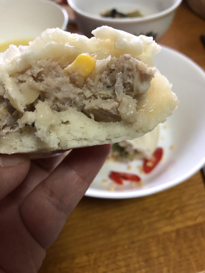 鲜肉笋丁包