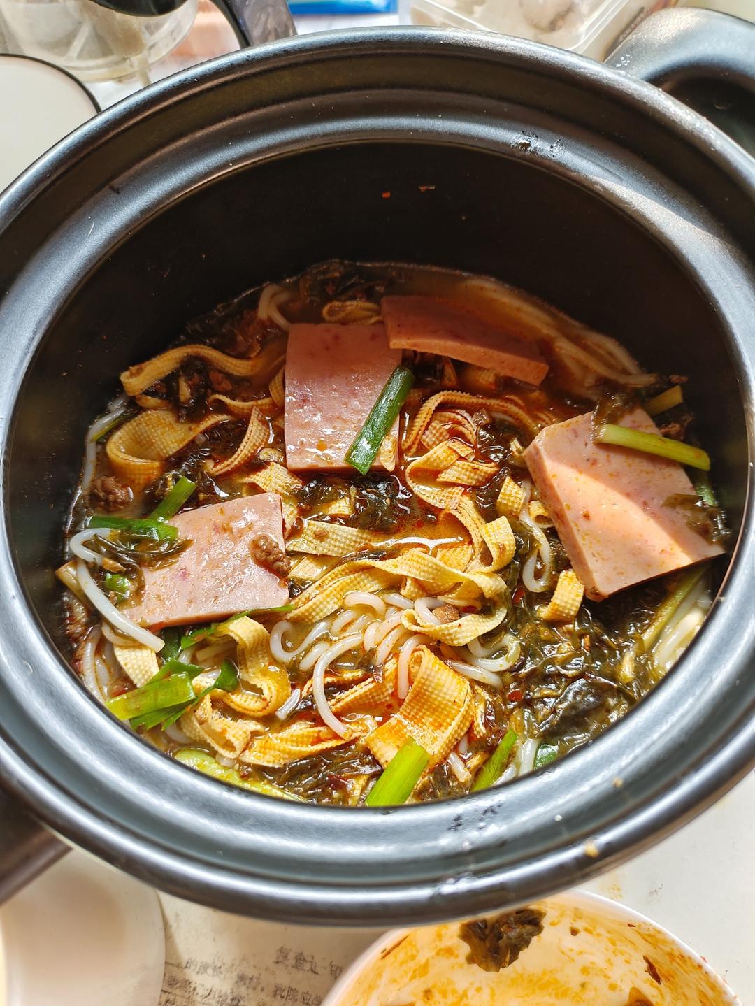 湖南米粉一碗被吃光连汤都不剩的快手早餐