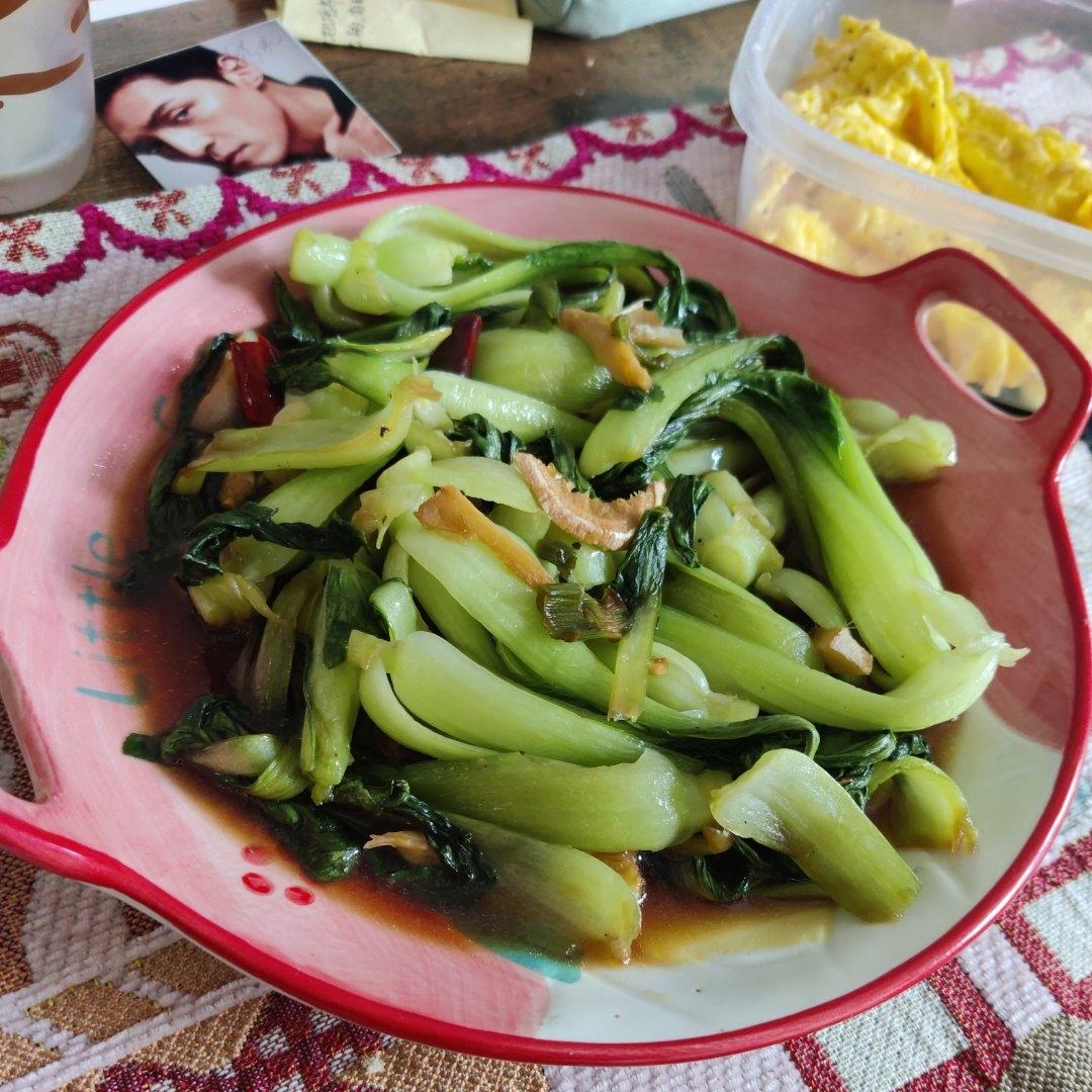 清炒小白菜 简单好吃