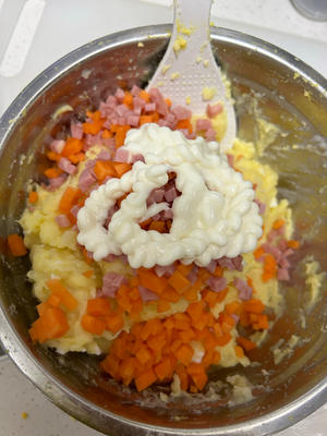 土豆泥沙拉的做法 步骤4