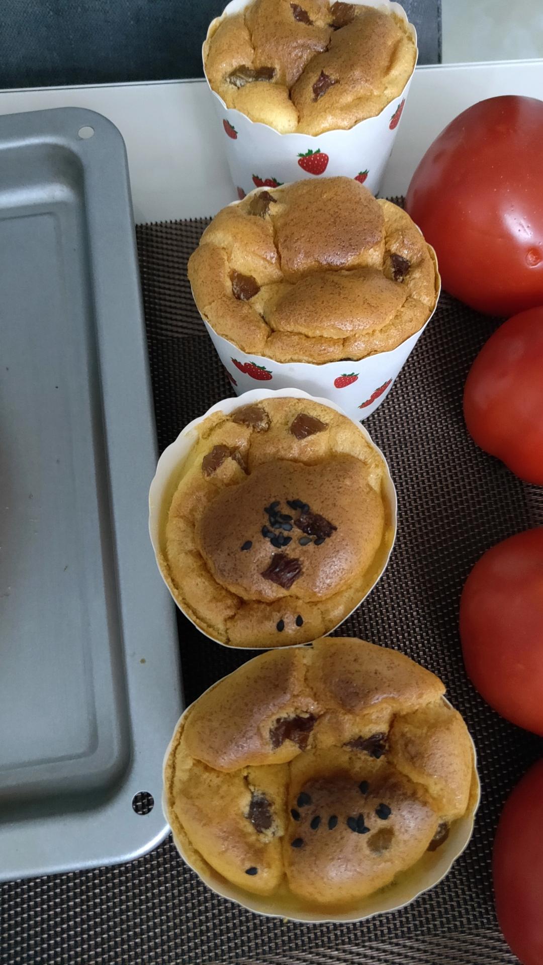 纸杯蛋糕不开裂（可做戚风蛋糕）