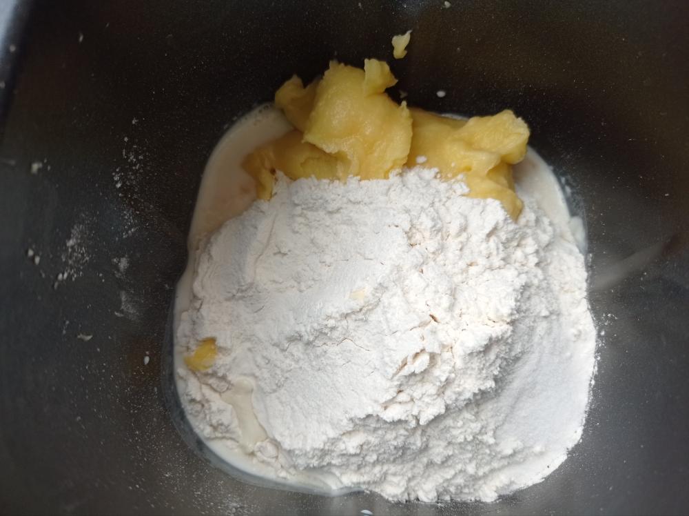 纯奶手撕吐司的做法 步骤1