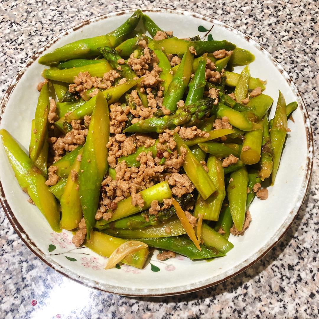 芦笋炒肉