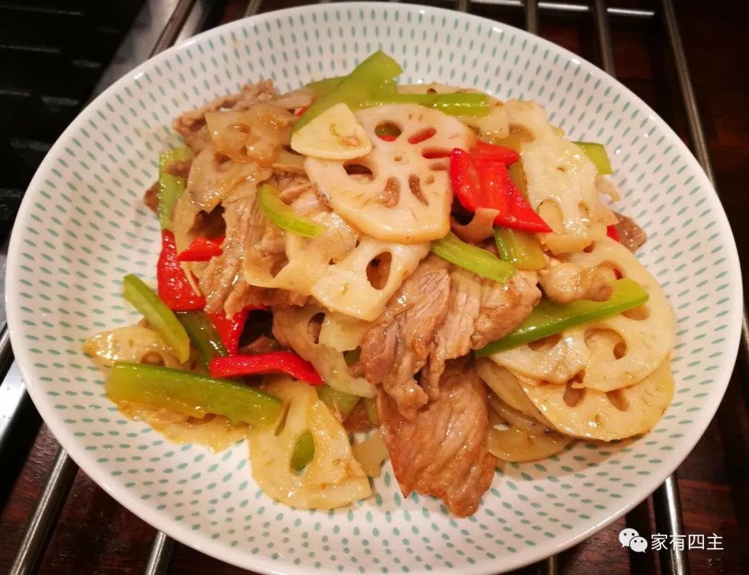 莲菜炒肉片