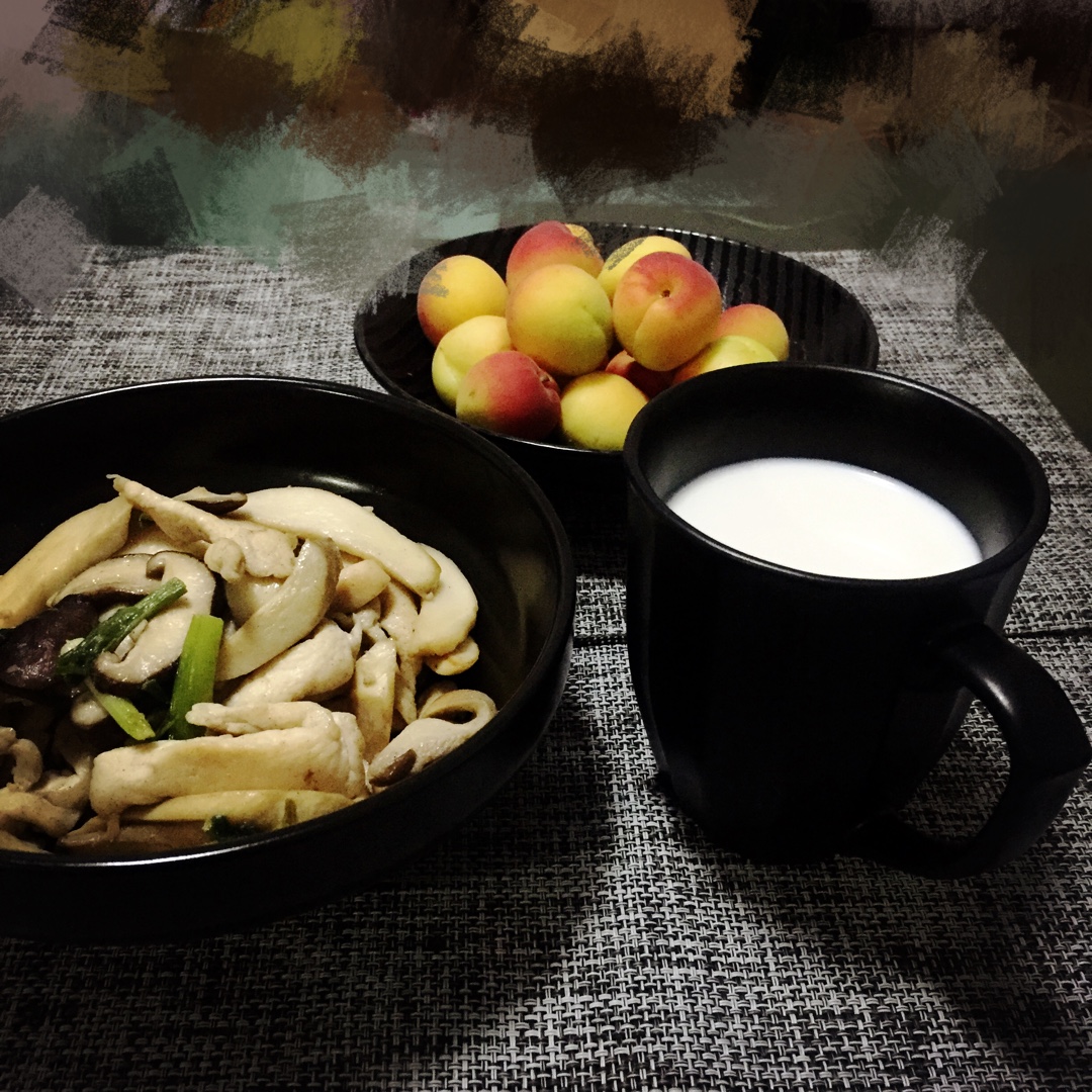 低卡减脂瘦身餐——杏鲍菇煎炒鸡胸肉