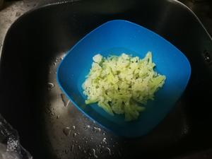 脆脆的干锅菜花的做法 步骤4