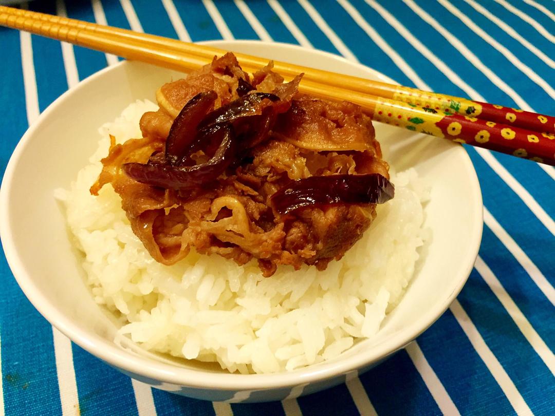 吉野家牛肉饭(极简版)的做法