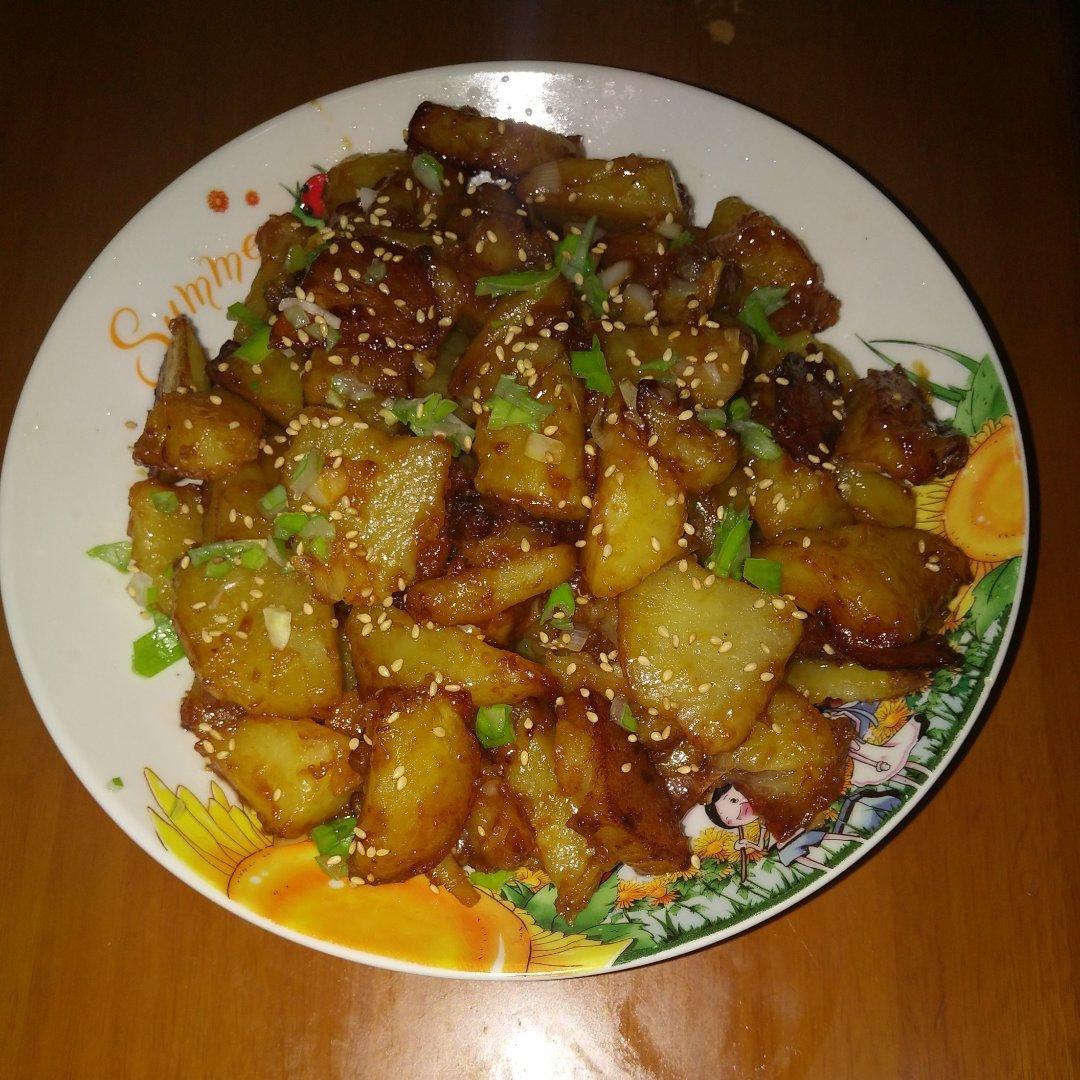 土豆🥔的灵魂吃法，烧土豆，孩子的最爱❤️