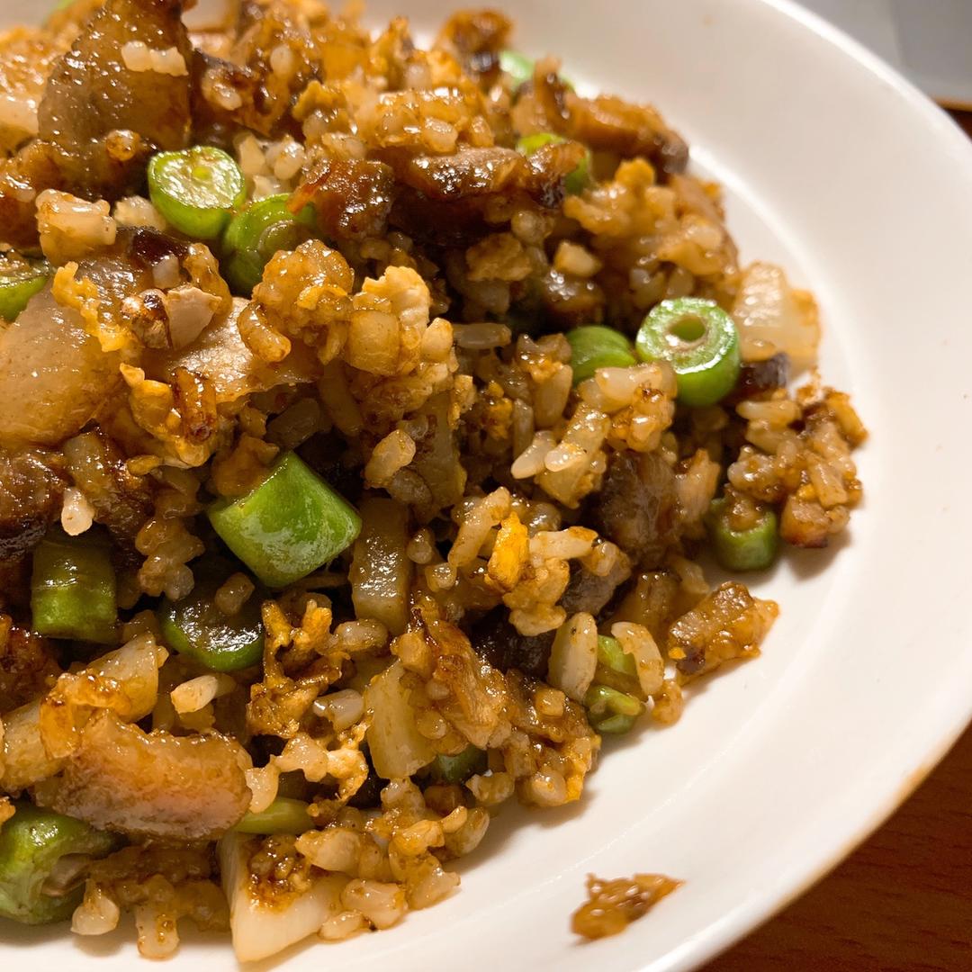 腊肉炒饭