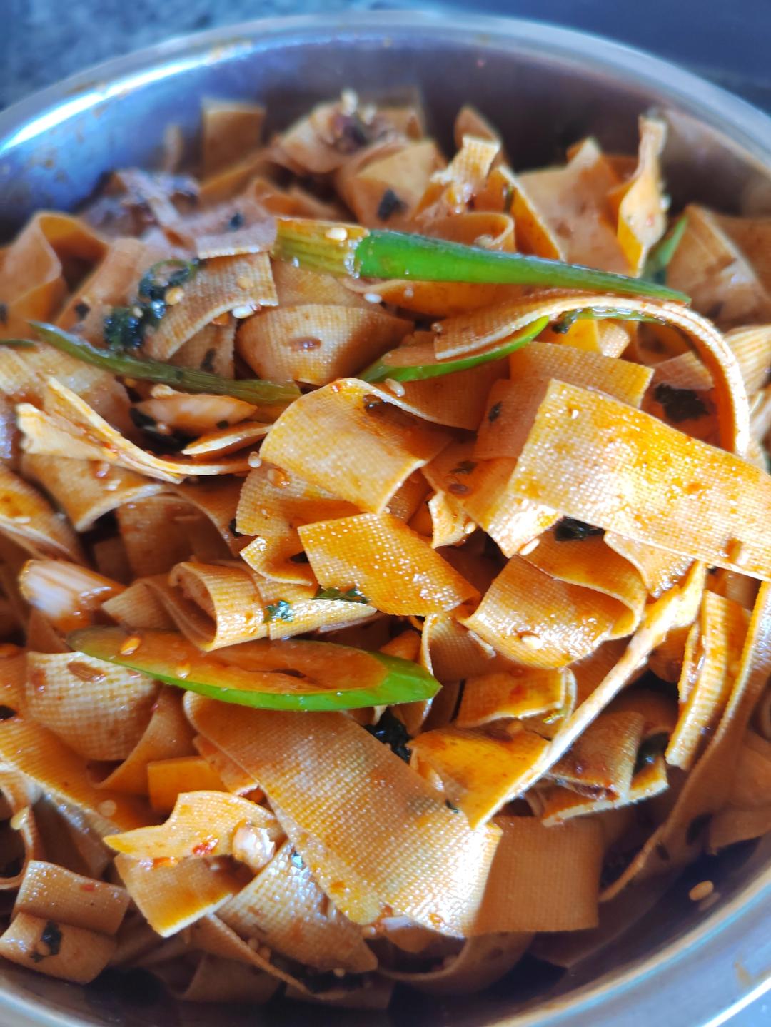 孜然干豆腐的做法 步骤5