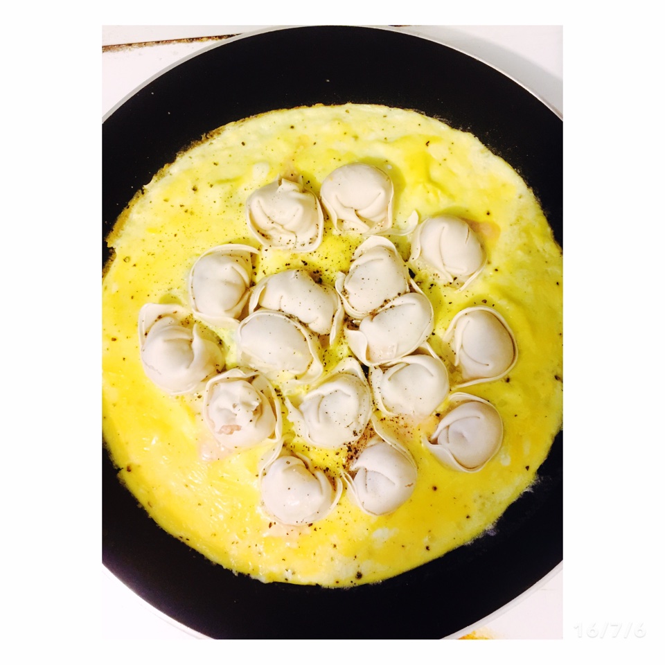 抱蛋煎馄饨