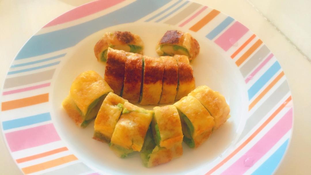 宝宝辅食食谱  牛油果香蕉卷