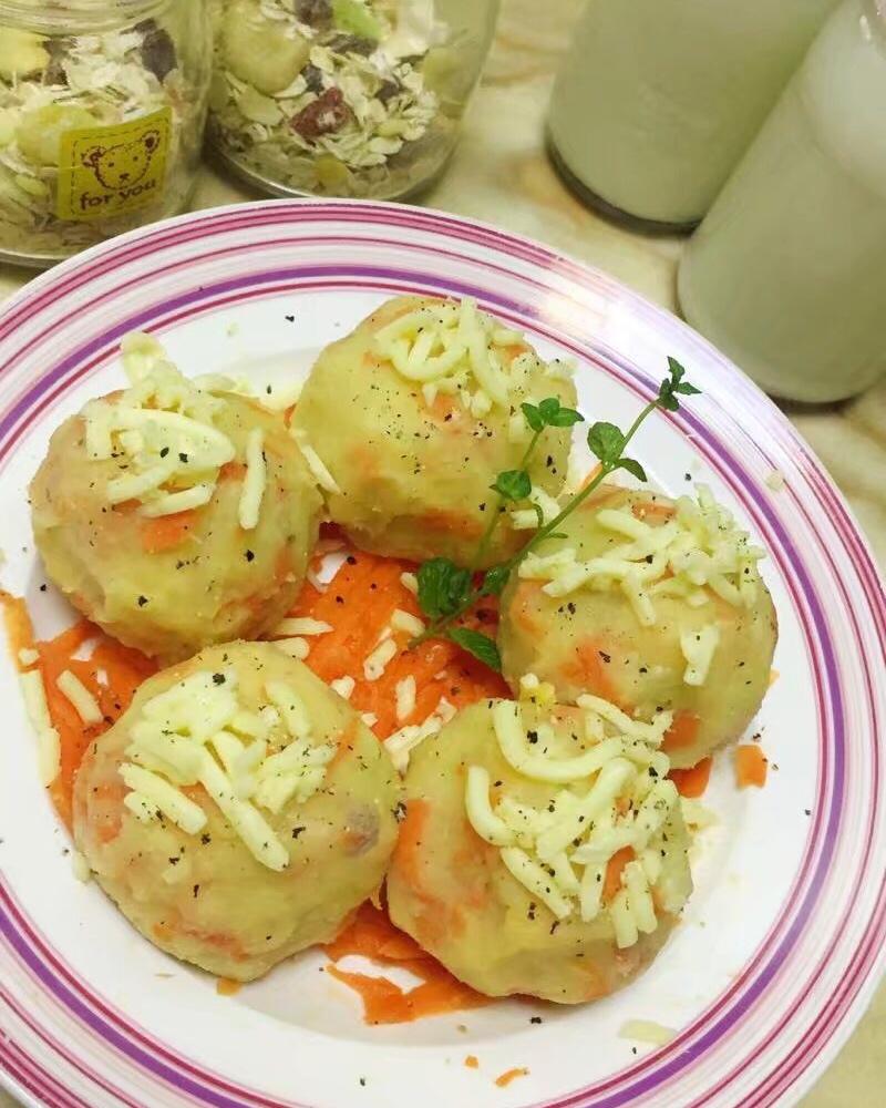 脆皮土豆芝士球