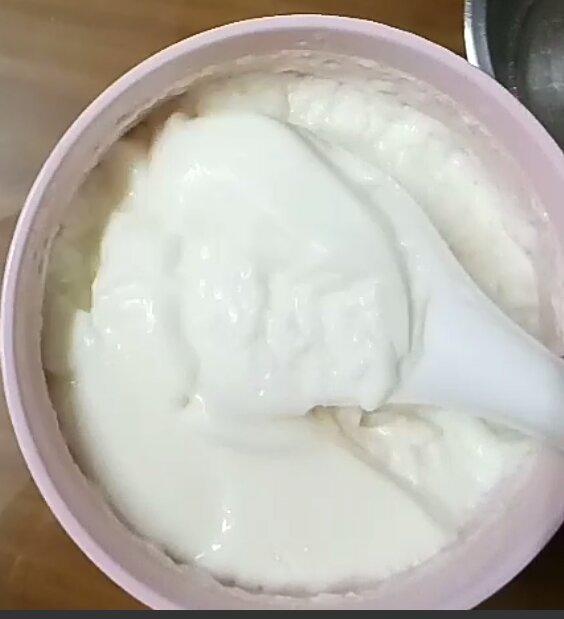自制酸奶，堪比卡士的浓稠老酸奶，太好吃啦！