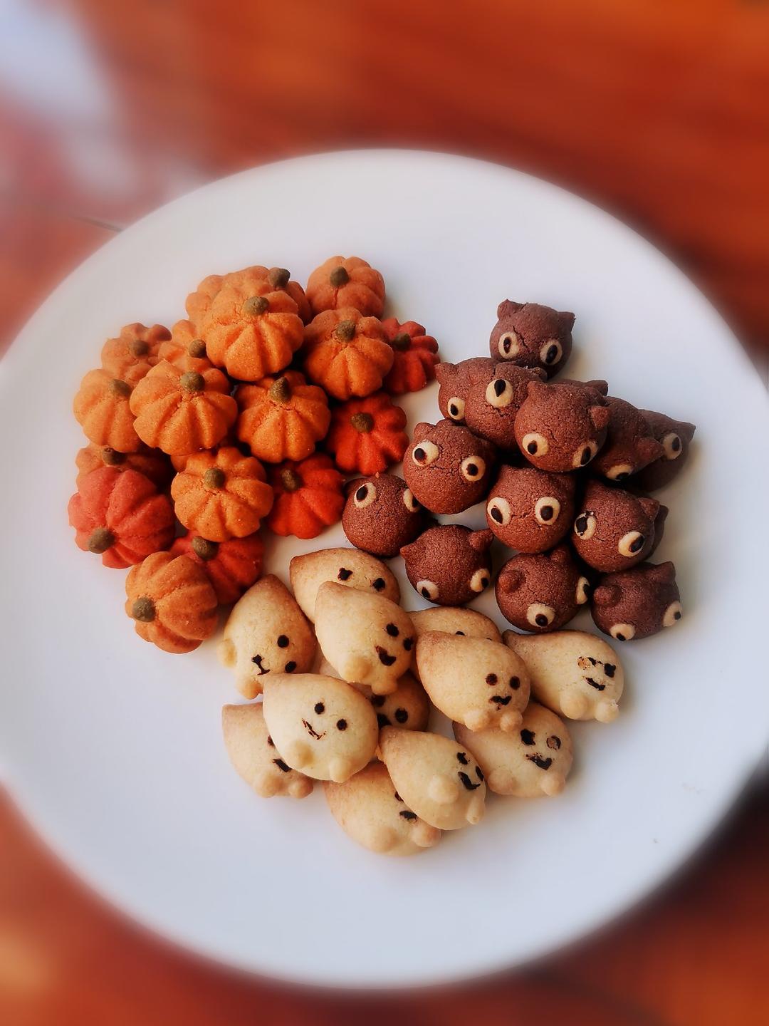 🎃万圣节小怪物们来袭㊙️用勺子舀着吃的小酥饼~
