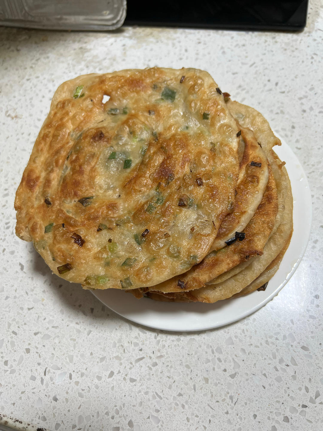 【葱油饼】假期好好做早餐，4步吃上香脆葱油饼！