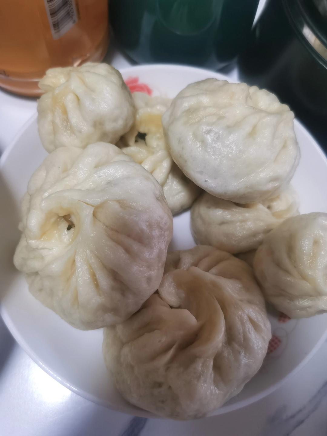 发面只要加这一样，即使冬天也可快速发满盆