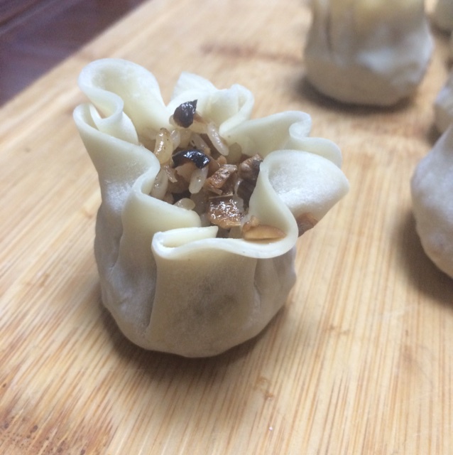 简易糯米烧卖（附烧卖包法）
