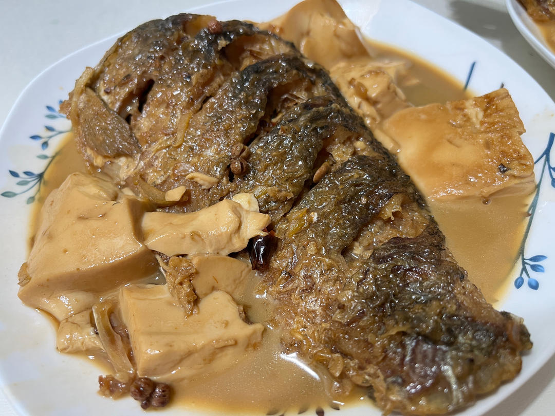 豆瓣鲫鱼炖豆腐