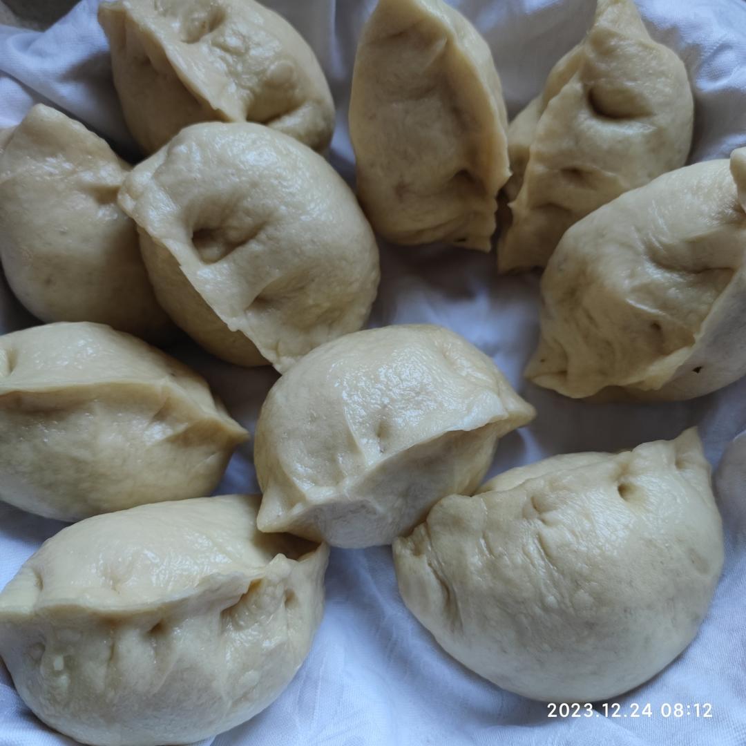 青菜、香菇、豆干、（素包子）