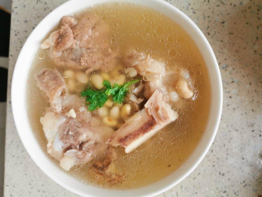 月子汤黄豆炖猪手