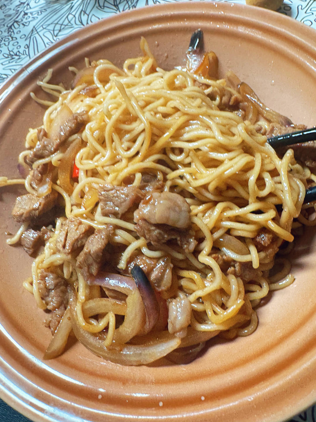 孜然洋葱炒牛肉拌面🍜