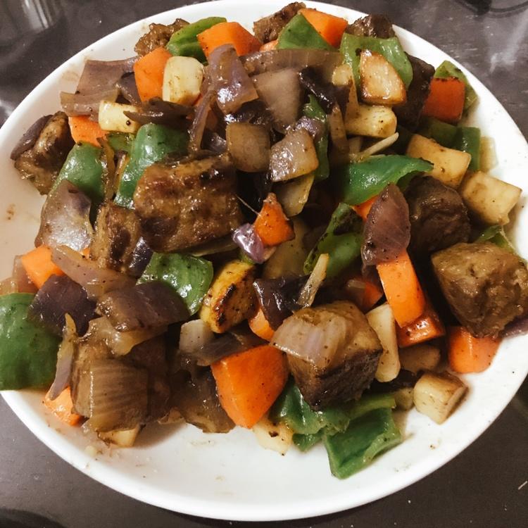杏鲍菇黑胡椒牛肉粒~老丁的私房菜