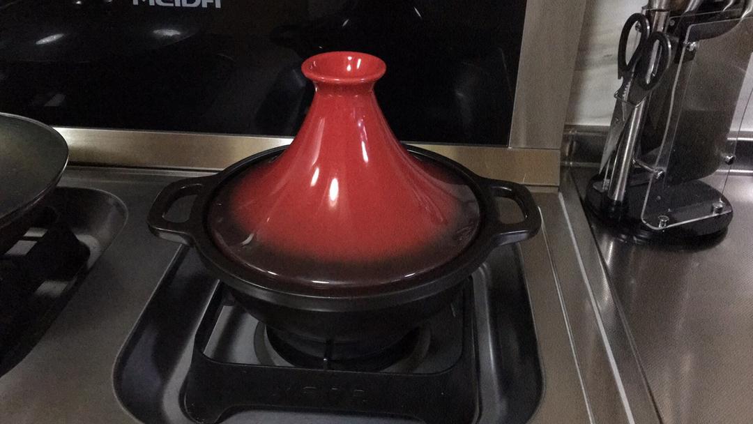 腊肠蒸南瓜「塔吉锅版」