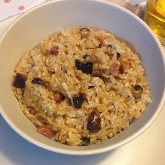 电饭锅版香菇腊肠饭