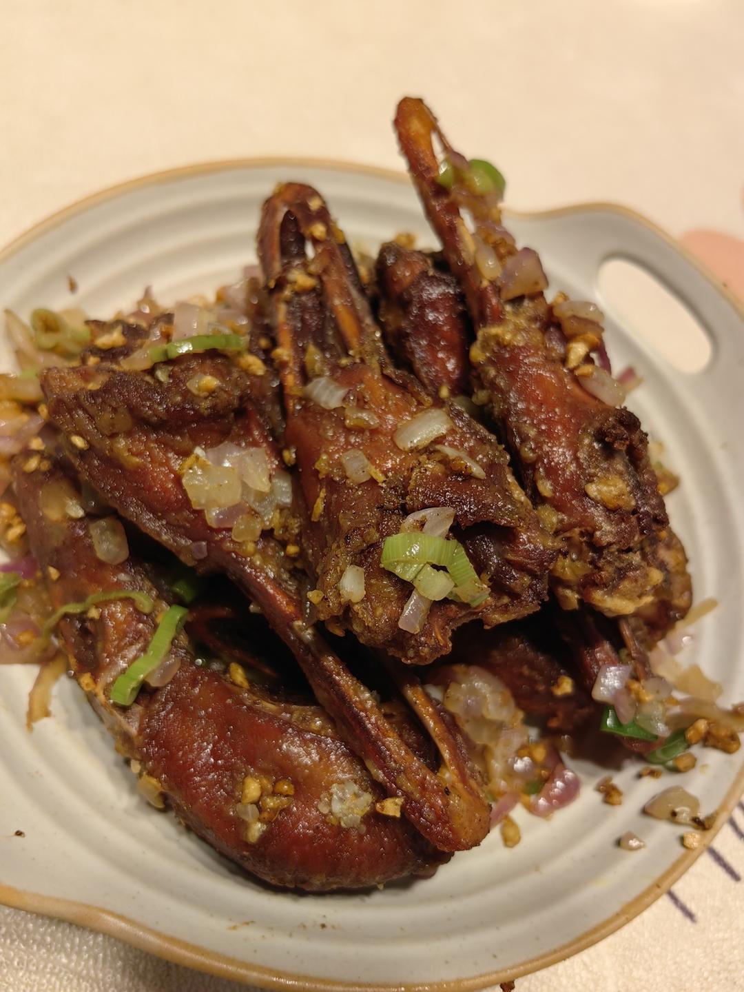 椒盐鸭下巴