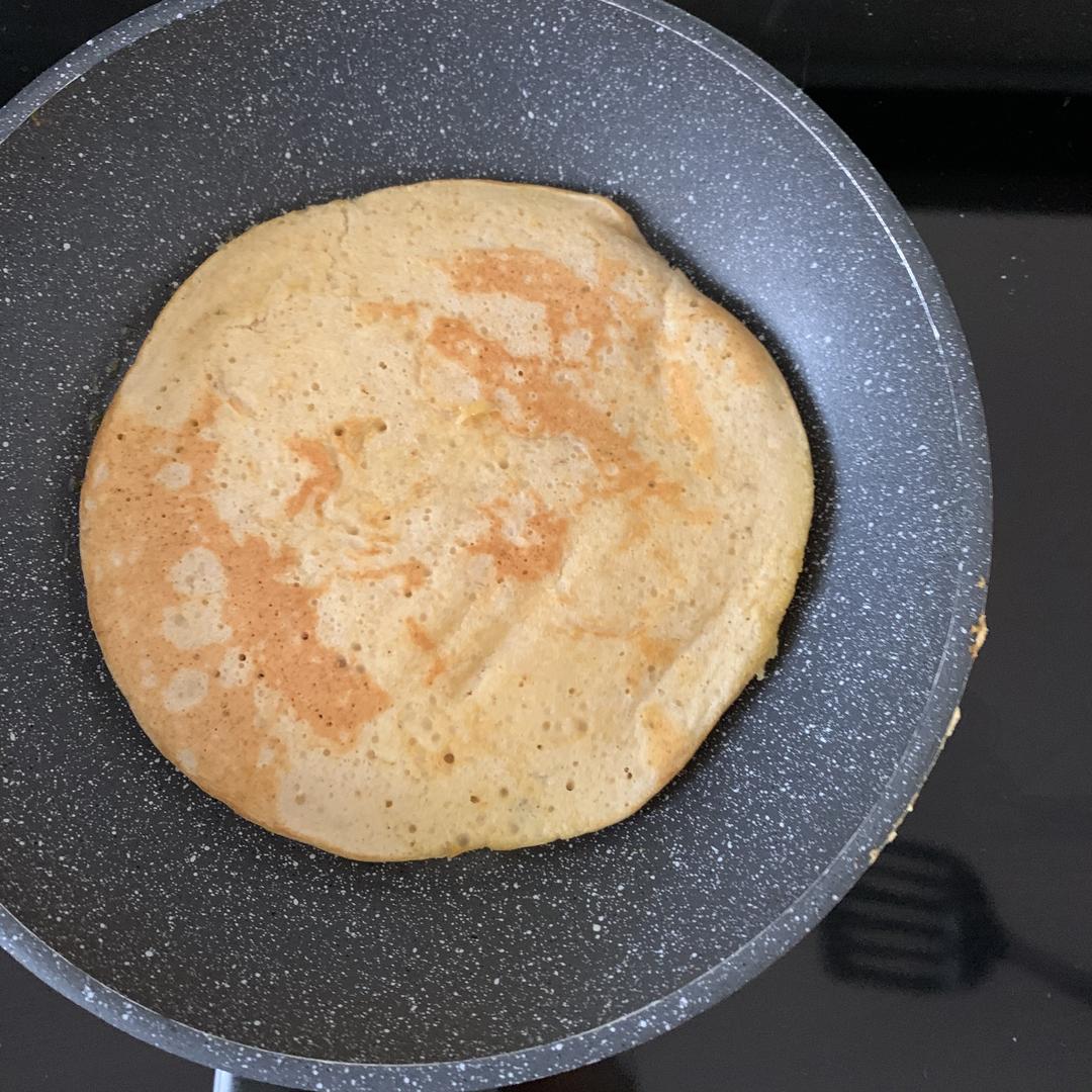 香蕉松饼的做法