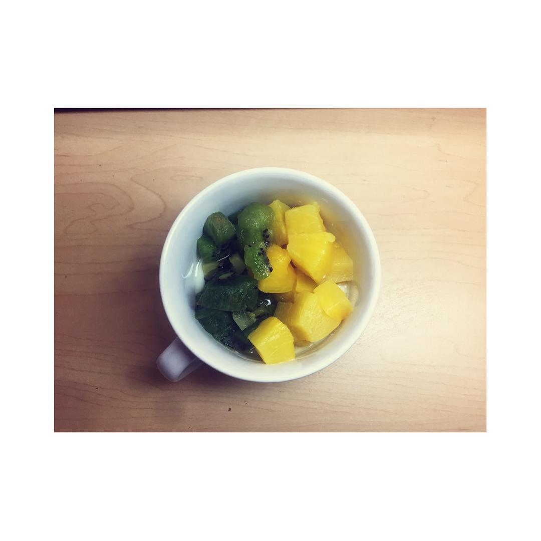 轻熟范—鲜果燕麦优格